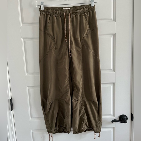 Anthropologie Parachute Pants Olive Green Pull On Cropped Streetwear Size XS - Picture 4 of 14
